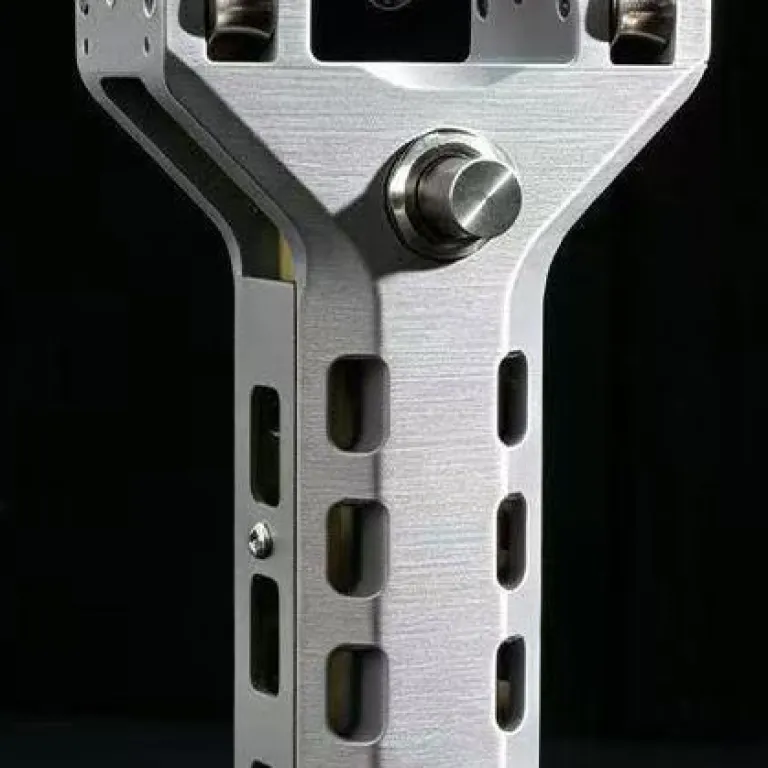فلاخن تیراندازی خودکار با بارگذاری خودکار، بدنه CNC فوق‌سخت، مناسب بزرگسالان، برای تیراندازی در فضای باز و مسابقات، با دقت بالا