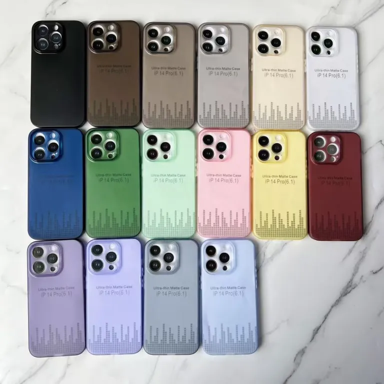 قاب فوق‌نازک مات با حس لمس نرم مناسب iPhone17Promax اپل 16 با برش دقیق و حس گوشی بدون قاب
