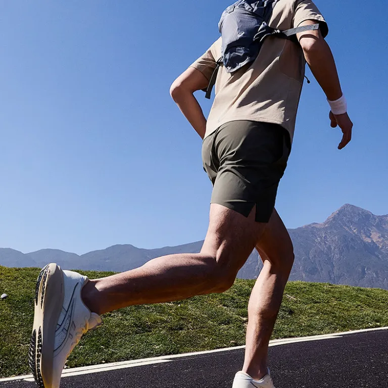 ASICS ASICS آسایش GEL-EXCITE 11 کفش دویدن مردانه با ضربه‌گیری و بازگشت انرژی