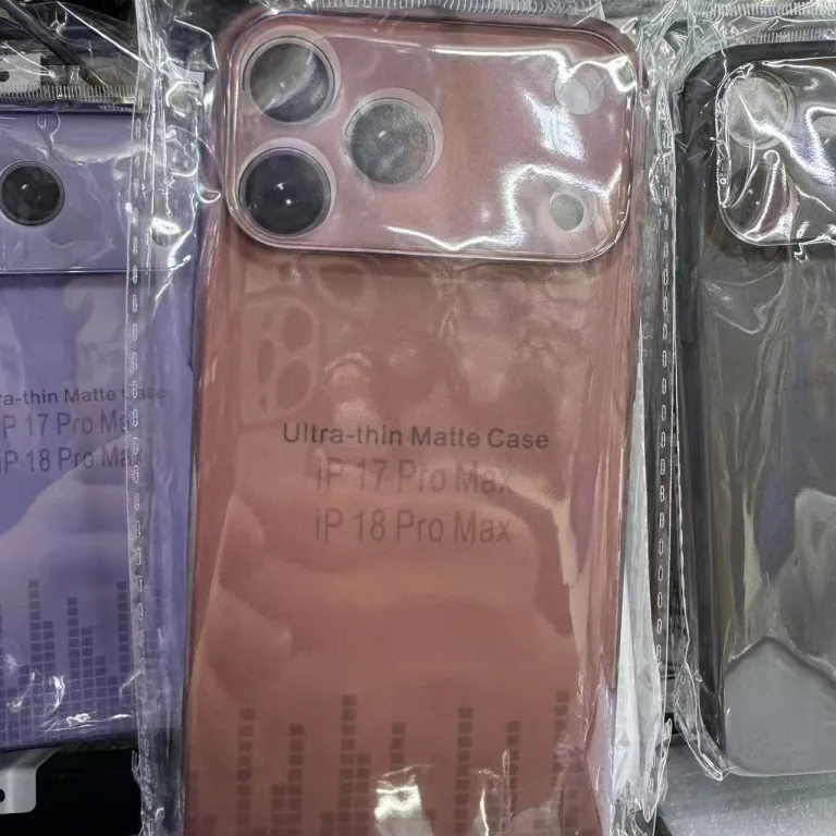 قاب فوق‌نازک مات با حس لمس نرم مناسب iPhone17Promax اپل 16 با برش دقیق و حس گوشی بدون قاب