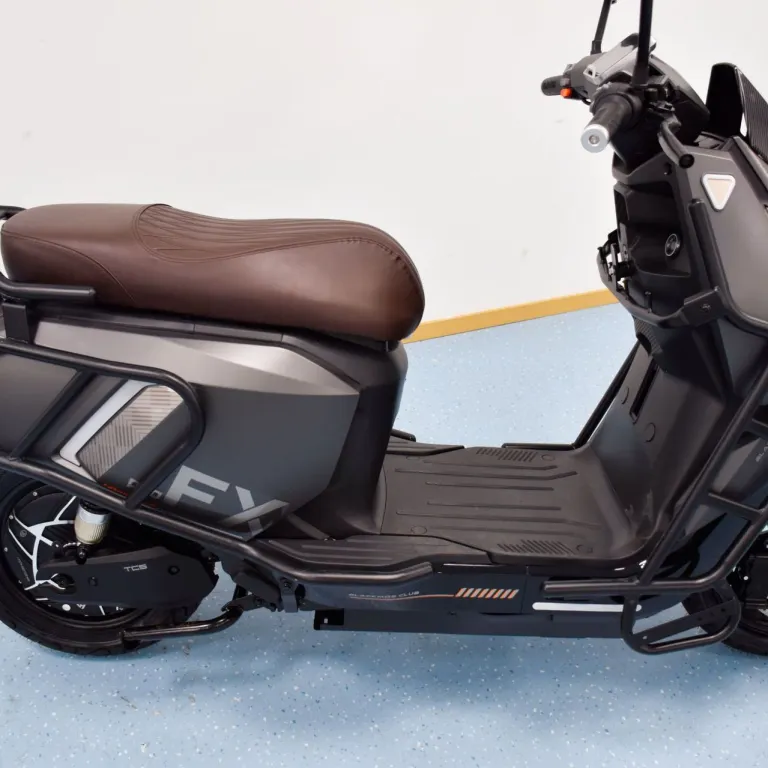 موتورسیکلت برقی FX صادراتی 2000W اسکوتر پرقدرت آمریکای جنوبی Moto eléctrica