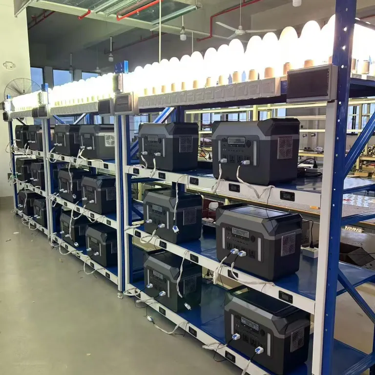 پاوربانک قابل حمل خورشیدی 220V با ظرفیت بالا برای بازار شب و استفاده در فضای باز