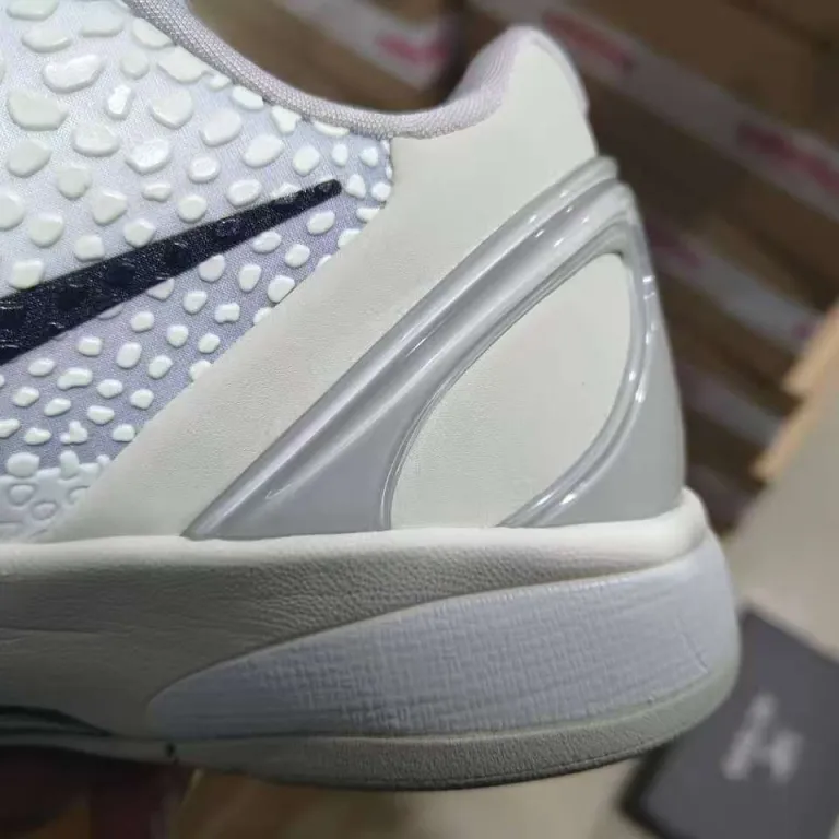 کفش بسکتبال کوبی 6 نسخه اورجینال پوتیان Kobe6 مدل گرین هورنت با صفحه کربنی، مناسب مسابقه و تمرین مردانه و زنانه