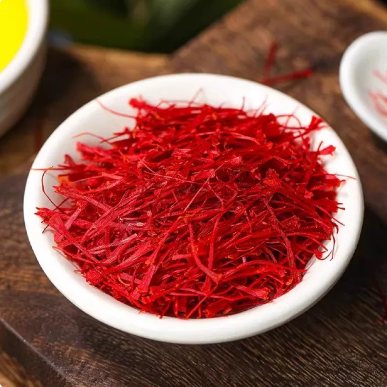 زعفران اصل 26 برداشت تازه، گلبرگ‌های درجه یک تبت، مناسب دم‌کردن و چای، گیاه دارویی برای سلامتی