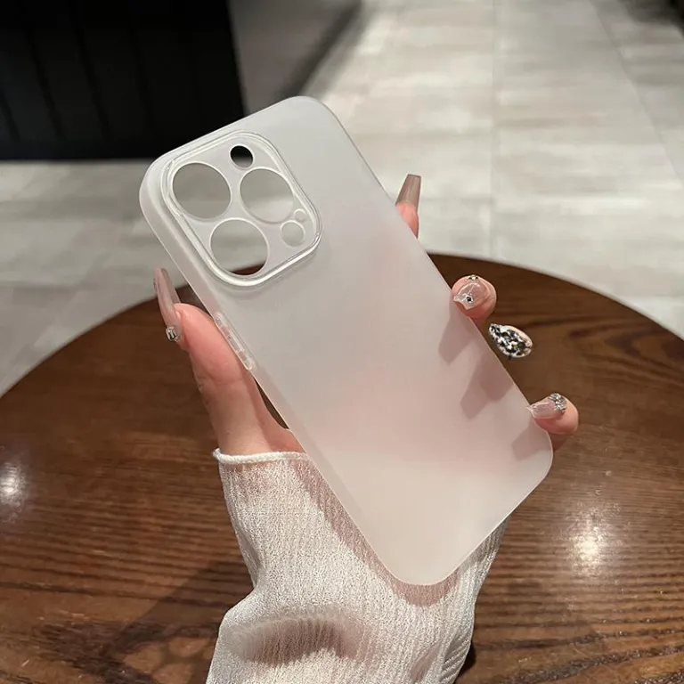 قاب گوشی سیلیکونی مات نیمه‌شفاف فوق‌نازک با حس بدون قاب مناسب اپل 16promax iPhone17