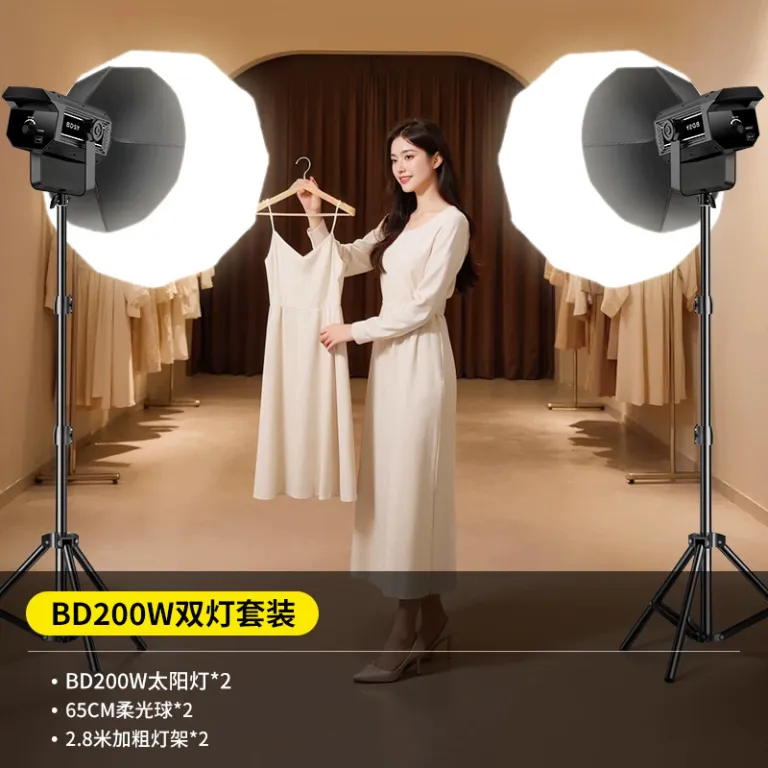 200W چراغ فیلم‌برداری COB پرقدرت برای استودیوهای اینترنتی، مناسب عکاسی از لباس در فضای داخلی، با نور زیبایی و جوان‌سازی پوست و رفلکتور عمیق