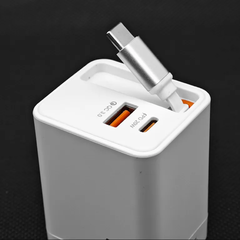 شارژر دیواری باکیفیت 65w دو پورت PD USB C با کابل جمع‌شونده و سر شارژ گالیوم نیترید