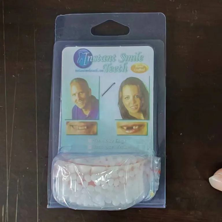 برچسب دندان مصنوعی instant smile نسل چهارم، قالب سیلیکونی شبیهسازیشده، روکش لبخند