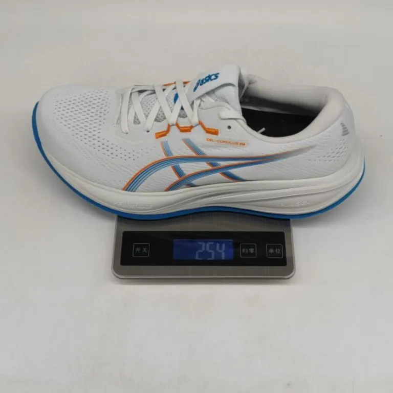 کفش دویدن مردانه ASICS GEL-CUMULUS 28 سبک، مقاوم و ضربه‌گیر