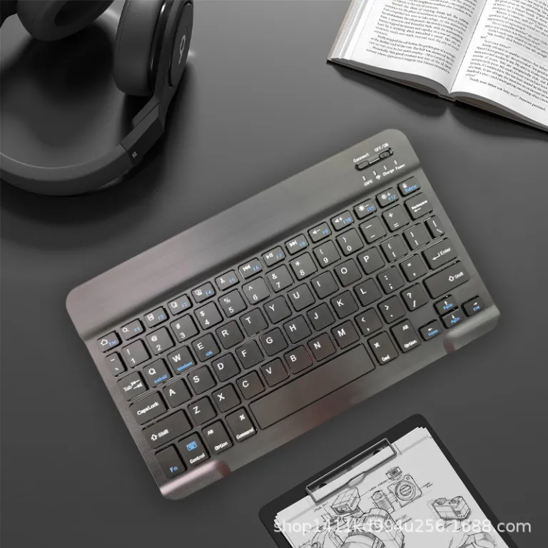 کیبورد کوچک 10 اینچی 030 تکبلوتوثی قابل شارژ اداری بیصدا قابل حمل برای استفاده روزمره، موجودی عمده و ارسال مستقیم از کارخانه