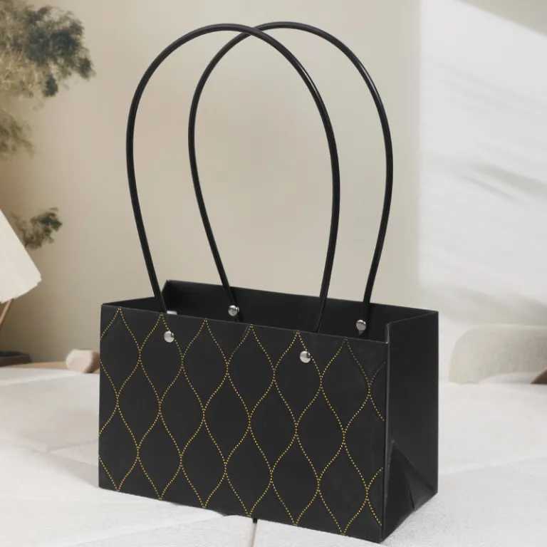 کیف دستی گل چند رنگ، کیف دستی گل برای کلاس گل‌آرایی، کاغذ بسته‌بندی ماکارون، کیف کاغذی ساده ضد آب مناسب ولنتاین