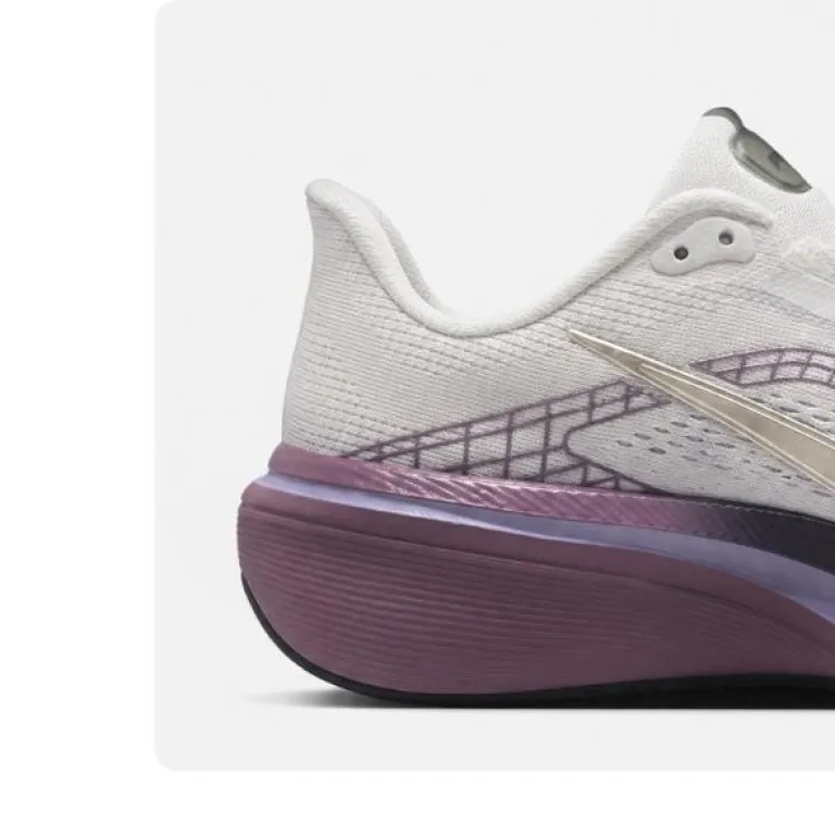 کفش دویدن زنانه Nike AIR ZOOM PEGASUS 42 SE سبک و تنفس‌پذیر با ساق کوتاه