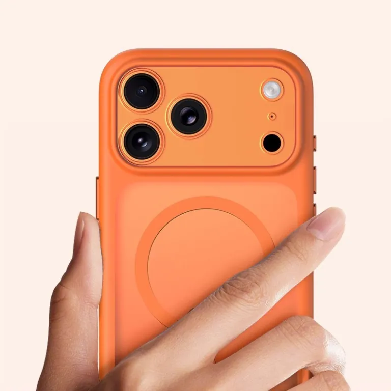 قاب گوشی اپل iPhone18ProMax شفاف مگنتی با محافظت کامل لنز 17 ضد ضربه مخصوص صادرات