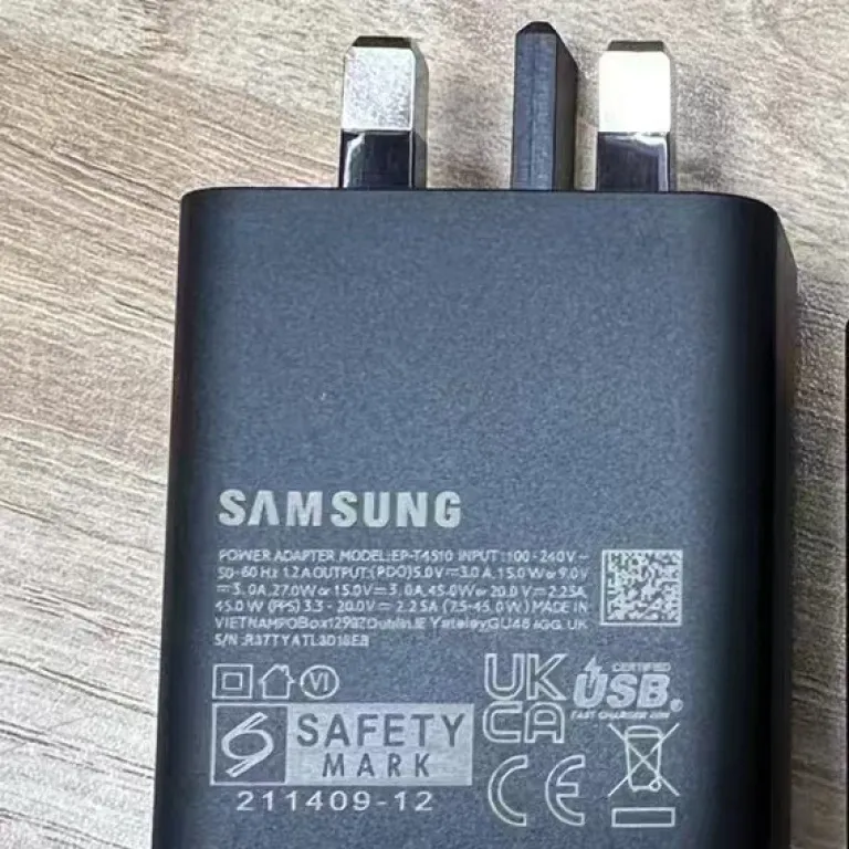 T4510 مناسب سامسونگ S22+S22Ultra شارژر موبایل تبلت پاوربانک لپ‌تاپ TYPE-C 45W