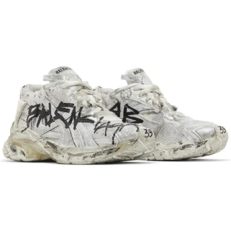 کفش کتانی زنانه بالنسياگا مدل Runner Graffiti با رویه مشبک و طرح گرافیتی، بنددار و ساق کوتاه