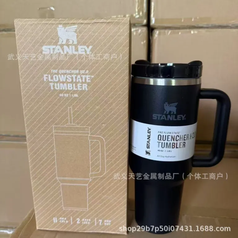 ماگ خودرو استنلی 40oz استیل ضدزنگ عایق حرارتی با ظرفیت بالا، قابل حمل، مناسب خودرو