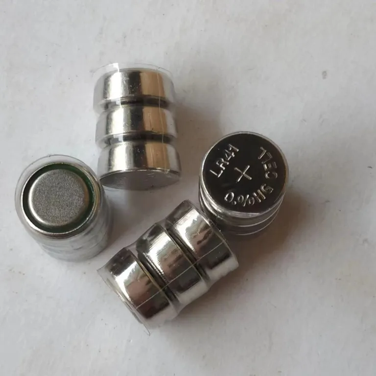 موجود در انبار LR41/AG3/L736 باتری سکه‌ای 3 عددی بسته ترکیبی 4.5V قلم اتصال سری الکترونیکی lr41