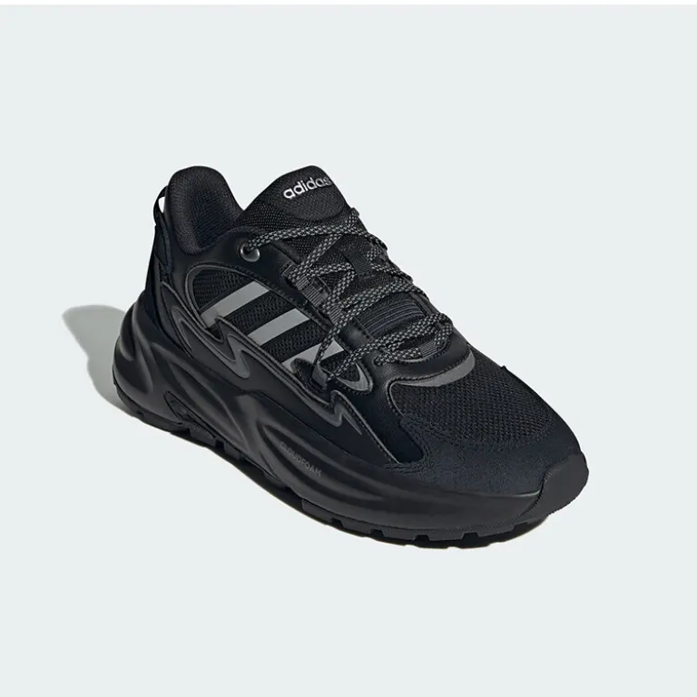 کفش ورزشی پاییزه adidas زنانه و مردانه، سبک، راحت و همه‌کاره