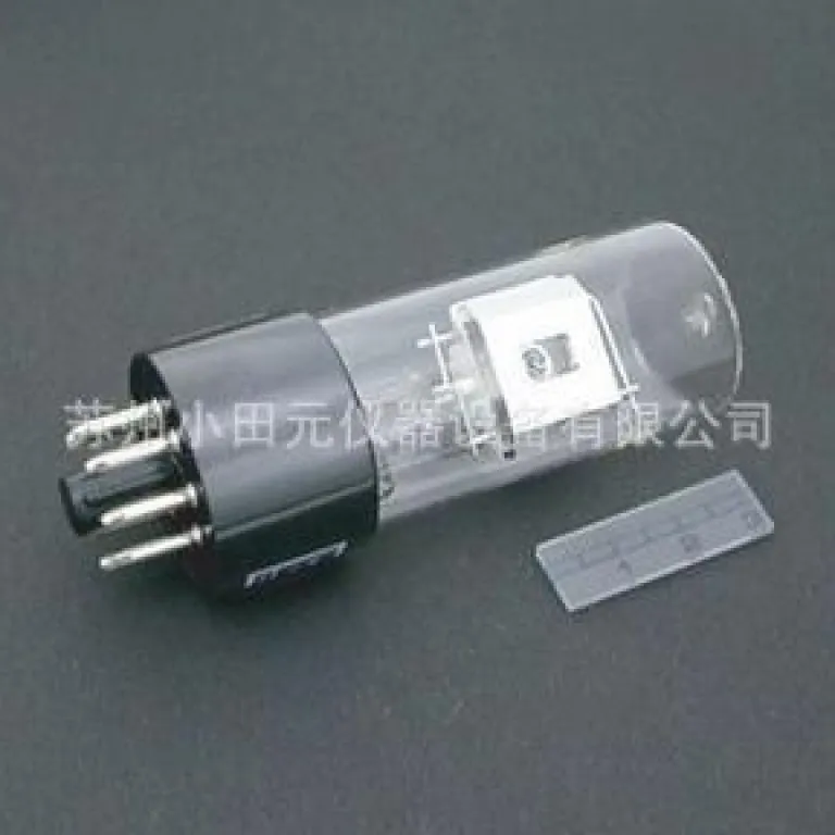 لامپ دوتریوم کروماتوگرافی شیمادزو، لامپ دوتریوم هاماماتسو، لامپ تنگستن، لامپ هالوژن، لامپ دوتریوم کروماتوگرافی، لوازم جانبی لامپ دوتریوم اسپکتروفتومتر