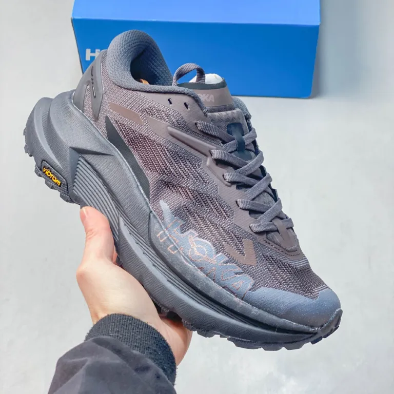 کفش دویدن HOKA M MAFATE X با ضربه‌گیری و راحتی، کفش ورزشی با رویه پارچه‌ای تنفس‌پذیر، کفش پدری