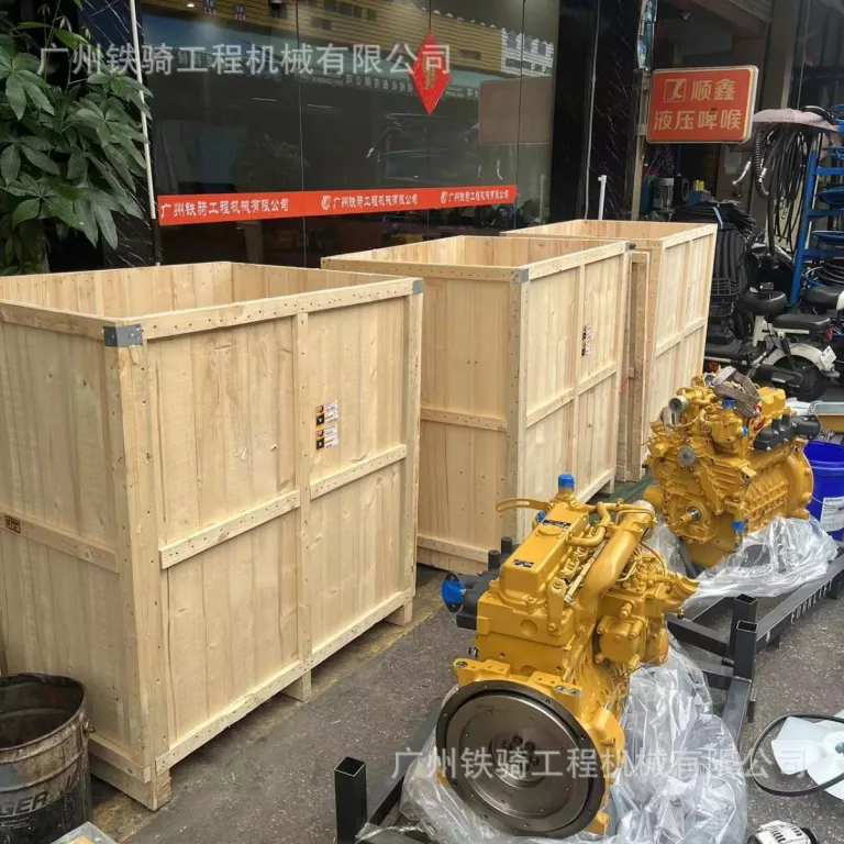 موتور کامل کاترپیلار E306E C2.4 530-3084 اورجینال نو کوبوتا موجود در انبار قطعات بیل مکانیکی
