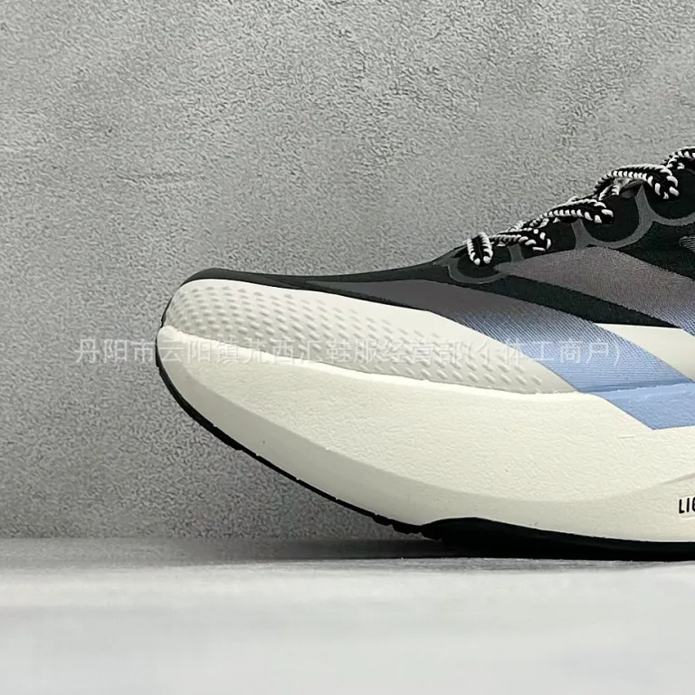 کفش دویدن مسابقهای آدیداس Adizero Evo SL اورجینال پوتیان با رویه مشی تنفسپذیر و مقاوم در برابر سایش