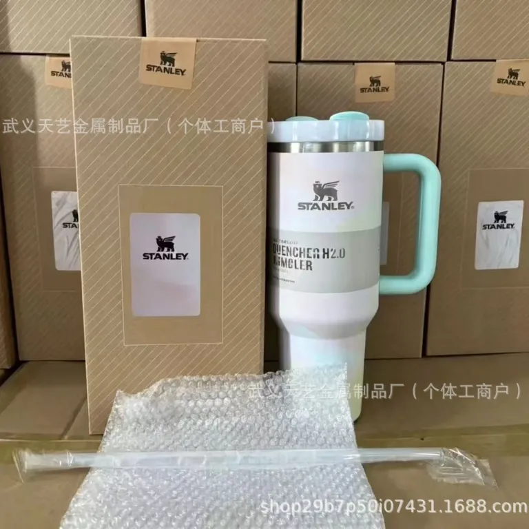 ماگ خودرو استنلی 40oz استیل ضدزنگ عایق حرارتی با ظرفیت بالا، قابل حمل، مناسب خودرو