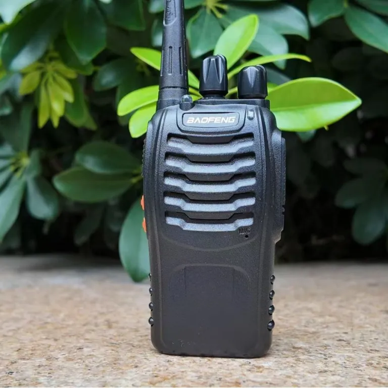 بیسیم بائوفنگ 888s برای فضای باز و کارگاه BAOFENGBF-888s بائوفنگ بی‌سیم پرقدرت