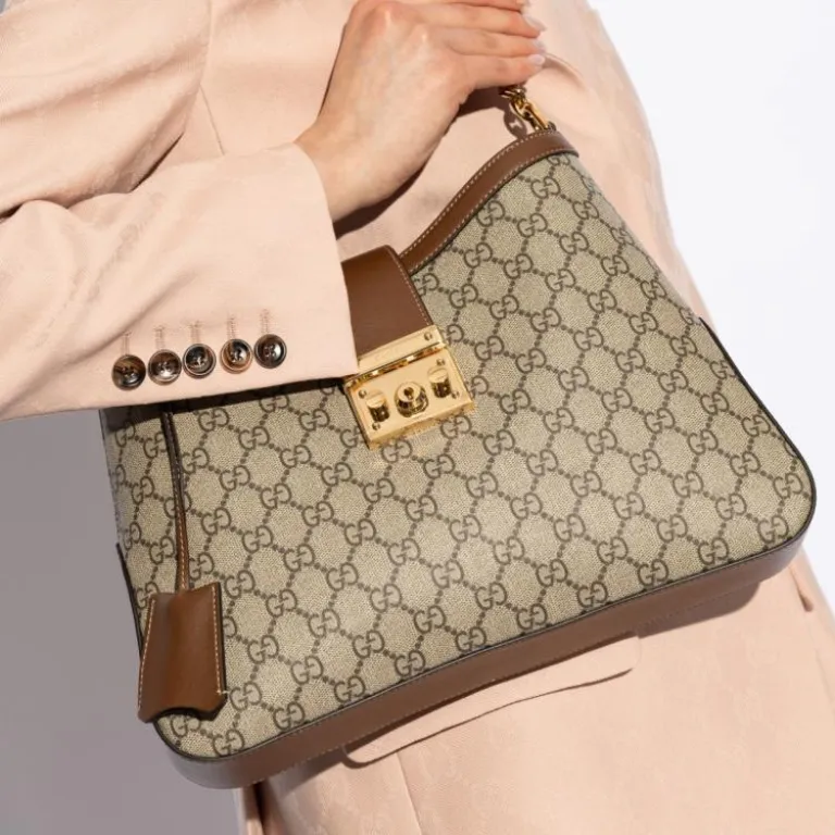 کیف دستی و دوشی زنانه GUCCI Padlock با قفل GG و بند زنجیری