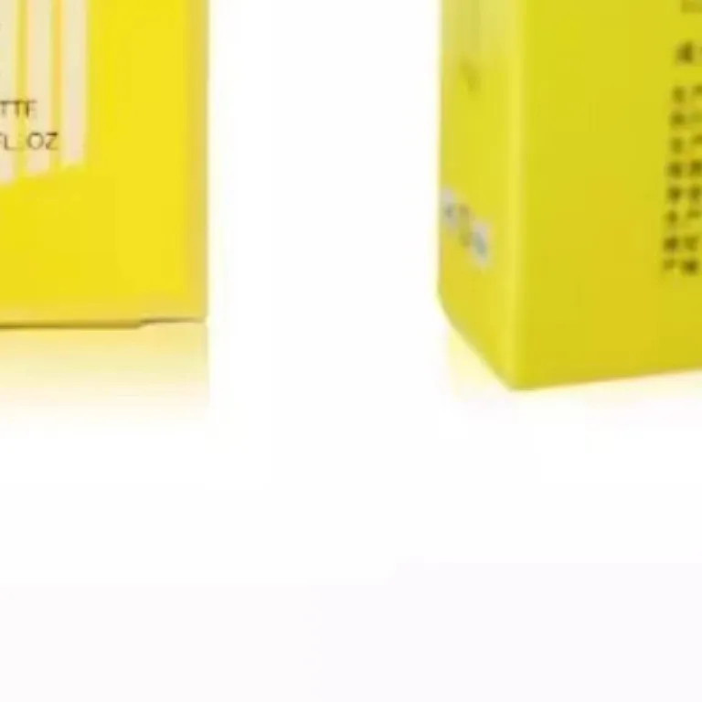 عطر کلاسیک گل محمدی با ماندگاری طولانی 72 ساعت، رایحه تازه و ملایم، مناسب آقایان و بانوان، با نت‌های رز، یاسمن و گل محمدی
