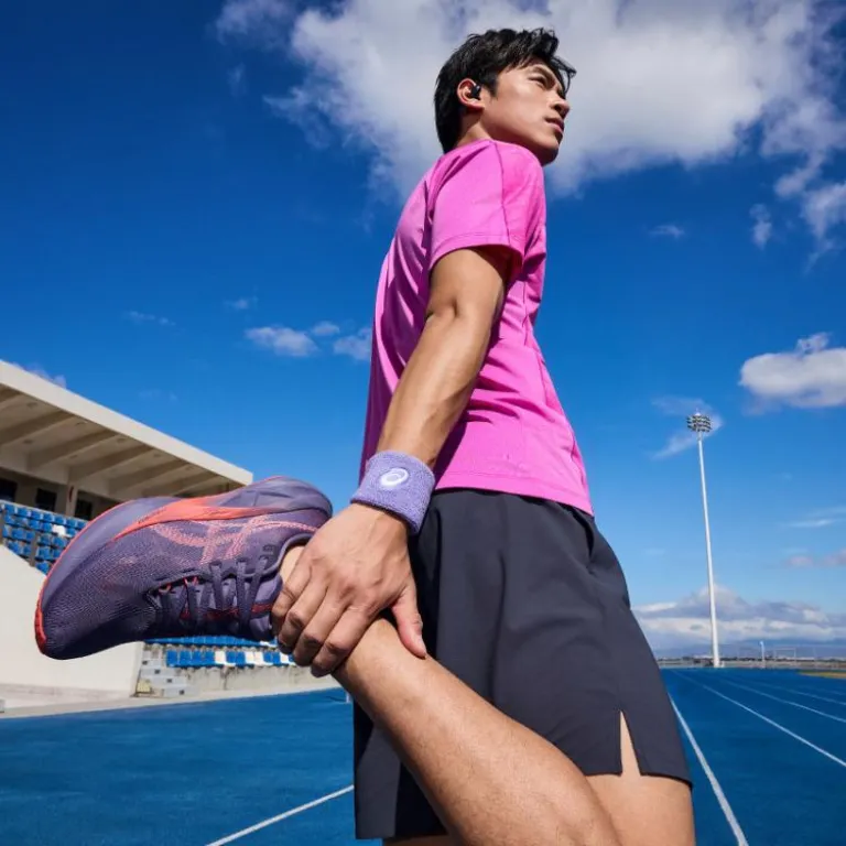 کفش دویدن سبک و تنفس‌پذیر ASICS NOVABLAST 5 مردانه با بازگشت انرژی